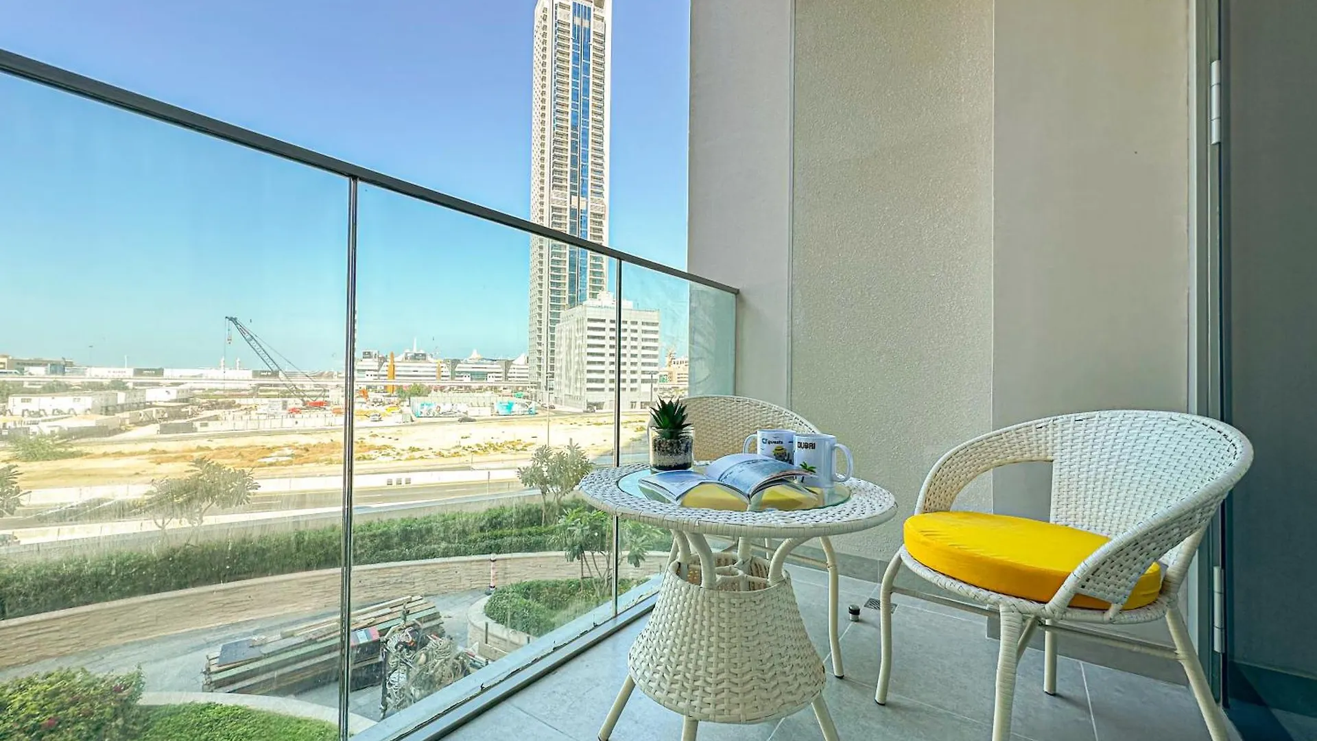 Higuests - Tranquil Luxury 1Br Apt In The Heart Of The City Dubai