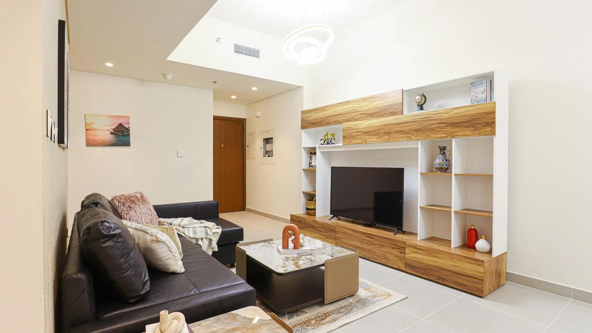 Higuests - Tranquil Luxury 1Br Apt In The Heart Of The City Dubai
