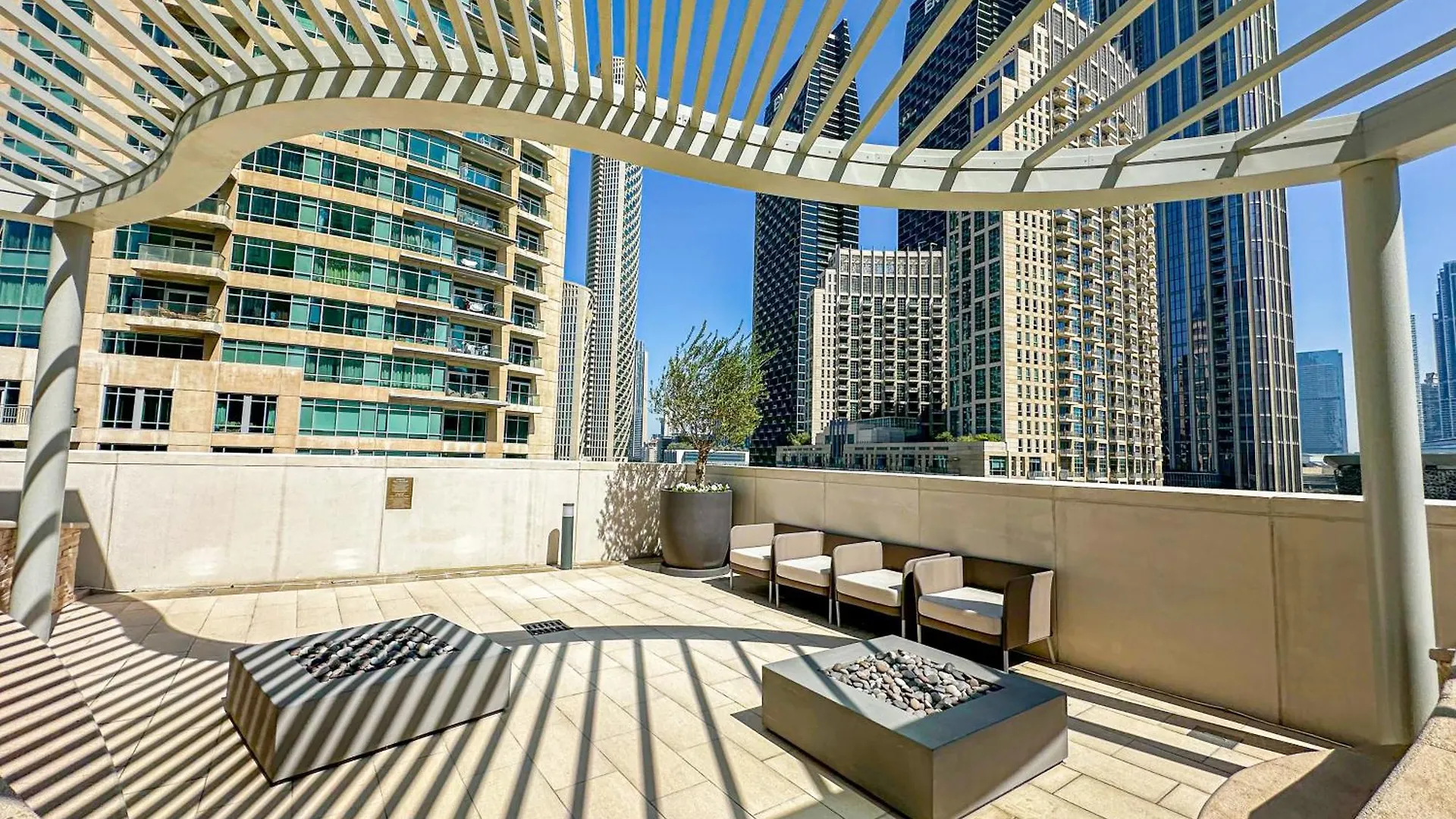 Higuests - Tranquil Luxury 1Br Apt In The Heart Of The City Dubai United Arab Emirates